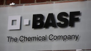 Die Experten der UBS werfen einen Blick auf die BASF Aktie. Bild und Copyright: 360b / shutterstock.com