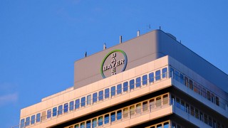 4investors-Chartanalyse zur Bayer Aktie. Bild und Copyright: Elena Krivorotova / shutterstock.com.