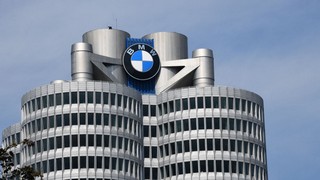 BMW-Zentrale in München. Bild und Copyright: nitpicker / shutterstock.com.