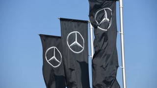 Chartanalyse der UBS zur Mercedes-Benz Aktie. Bild und Copyright: nitpicker / shutterstock.com.