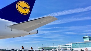 Lufthansa wird Minderheitsaktionärin der Fluglinie ITA Airways. Bild und Copyright: Tamme Wichmann / shutterstock.com.