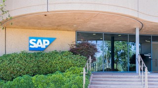 In der Liste der wertvollsten Unternehmen der Welt ist SAP der höchstrangige deutsche Vertreter, liegt aber nur auf Rang 48. An der Spitze steht Saudi Aramco. Bild und Copyright: Ken Wolter / shutterstock.com.