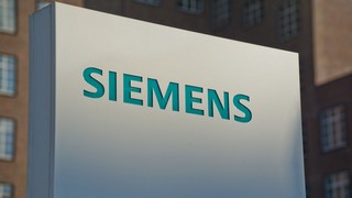 Chartanalyse der UBS zur Siemens Aktie. Bild und Copyright: AR Pictures / shutterstock.com.