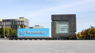 ThyssenKrupp-Zentrale in Essen. Bild und Copyright: M.Jenkins / shutterstock.com.