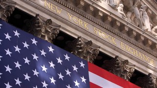 Wie werden die Aktienkurse an der Wall Street auf die heute veröffentlichten US-Arbeitsmarktzahlen reagieren? Bild und Copyright: gary yim / shutterstock.com.