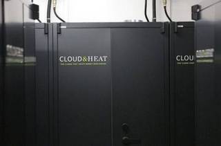 Cloud+Heat stellt Serverschränke in Wohn- und Geschäftsgebäuden auf, die reichlich vorhandene Abwärme der Rechner wird für die Heizung der Gebäude genutzt.