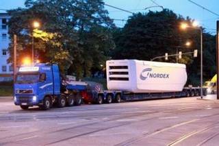 Transport des Gehäuses einer Nordex-Windenergieanlage. Bild und Copyright: Nordex.