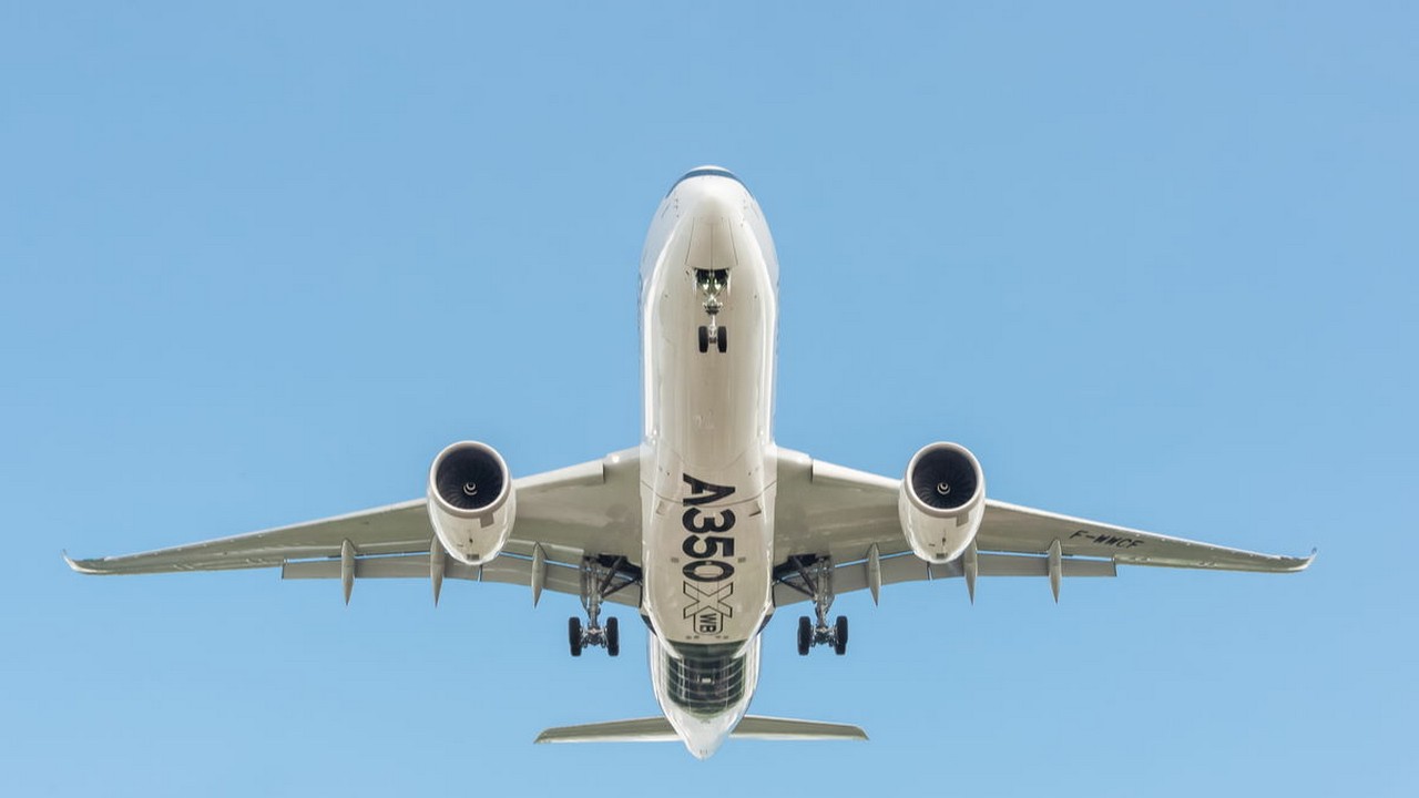 Airbus bleibt im vierten Jahr in Folge mit deutlichem Abstand der größte Flugzeugbauer der Welt. Bild und Copyright: Steve Mann / shutterstock.com.