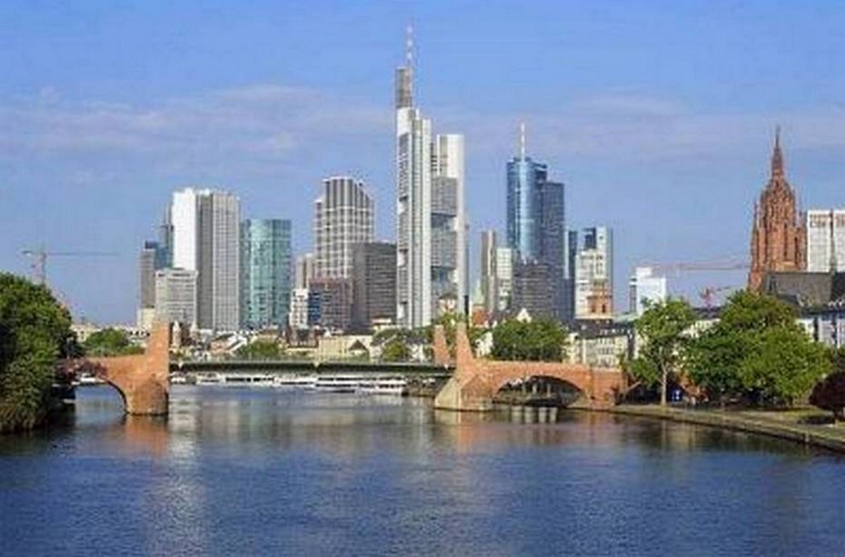 „Mainhattan” wartet: congatec plant noch 2019 den Gang an die Börse im Prime Standard am Frankfurter Aktienmarkt. Bild und Copyright: Vytautas Kielaitis / shutterstock.com.