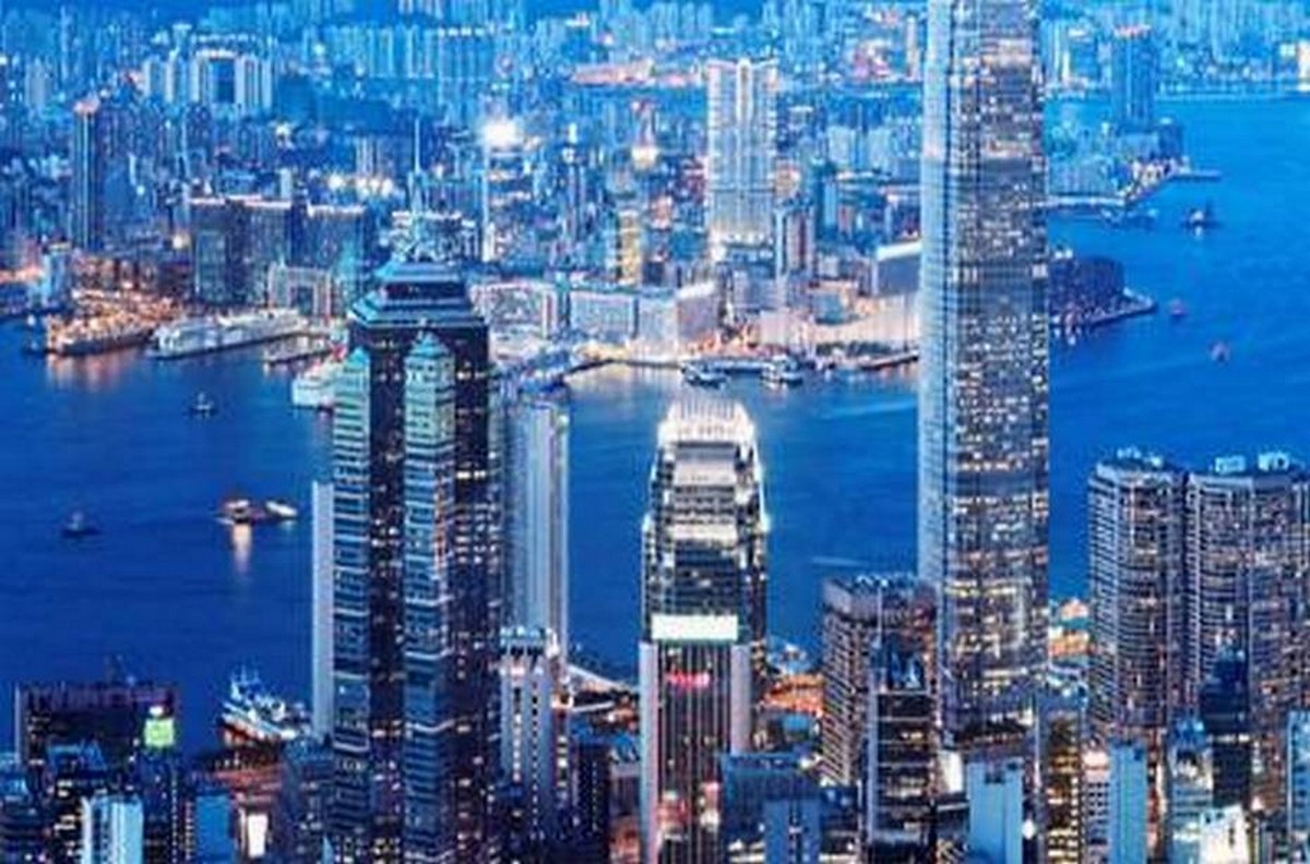 An der Börse in Hongkong belasten schlechte Konjunktur-Nachrichten die Aktien von BYD und Geely. Bild und Copyright: estherpoon / shutterstock.com.