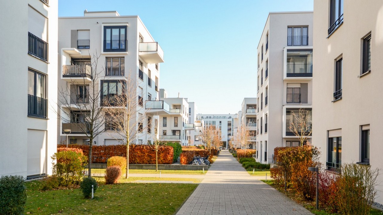 In Dublin steigt die Bevölkerungszahl an, die Zahl der neuen Wohnungen hält damit nicht Schritt. In dieser Form ist das in keiner anderen europäischen Hauptstadt zu sehen. Bild und Copyright: PIXEL to the PEOPLE / shutterstock.com.