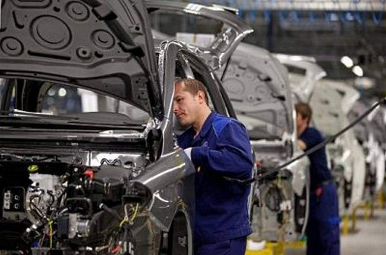 Daimler will in der Automobilproduktion 2 Milliarden Euro einsparen. Bild und Copyright: Daimler.