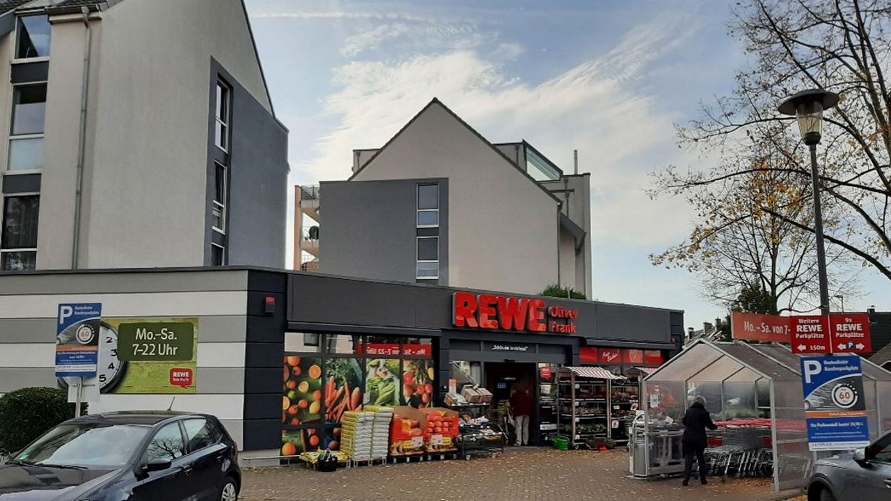 An Rewe vermietete Defama-Immobilie in Köln. Bild und Copyright: Defama.