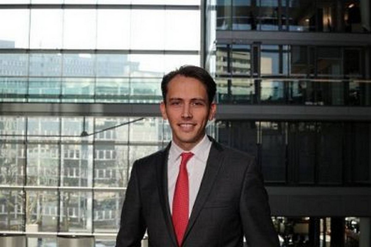 Eric Leupold, Leiter Issuer und Primary Market Relations der Deutschen Börse, im Gespräch mit der Redaktion des BondInvestor. Foto und Copyright: Deutsche Börse AG.