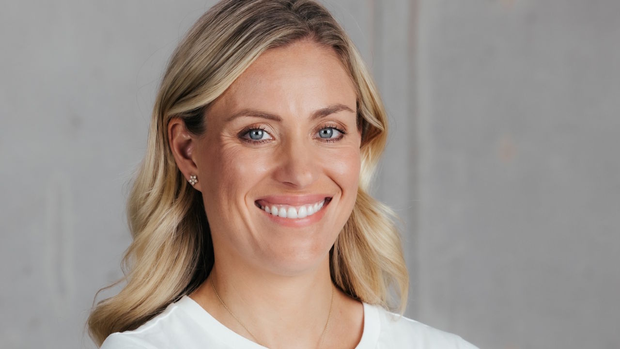 NanoRepro übernimmt die Mehrheit an Deutsche Kosmetikwerke. Tennisstar Angelique Kerber tauscht ihre Anteile überwiegend gegen NanoRepro-Aktien. Bild und Copyright: Nanorepro.