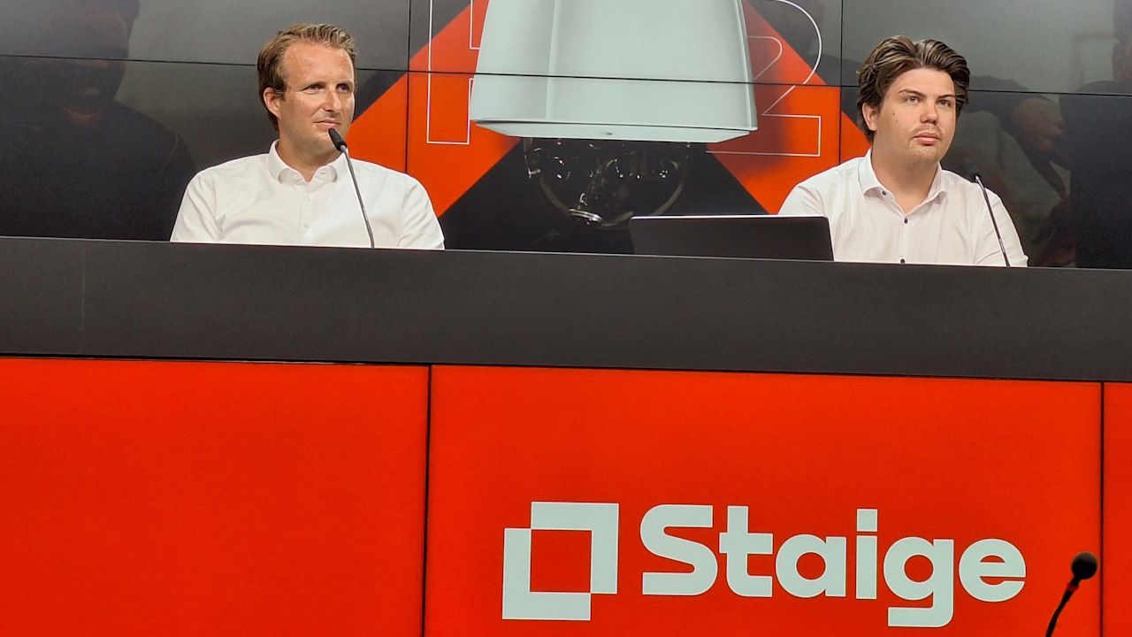 Staige-Vorstände Jan Taube und Marvin Baudewig bei der Pressekonferenz zum geplanten Börsengang. Bild und Copyright: Johannes Stoffels / 4investors.