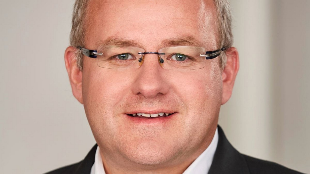 USU-Vorstandsvorsitzender Bernhard Oberschmidt spricht mit der Redaktion von www.4investors.de über Themen wie Künstliche Intelligenz, Software-as-a-Service und die Zahlen des Unternehmens. Bild und Copyright: USU Software.