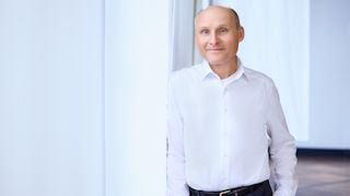 Martin Braun, Börse Hannover, wirft einen Blick auf das Geschehen an den Finanzmärkten und sieht in den Kryptowährungen den Verlierer der letzten turbulenten Tage.