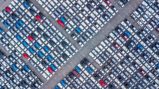 In China hoffen potenzielle Autokäufer auf ein Incentive-Programm der Regierung - das verstärkt die Zurückhaltung beim Autokauf. Bild und Copyright: Avigator Thailand / shutterstock.com.