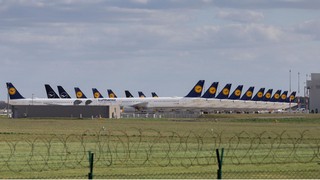 Steigen die Chancen der Lufthansa Aktie auf eine Trendwende? Charttechnisch ist dies nicht unmöglich, aber hierzu müsste auch der Verlauf der zweiten Corona-Welle „mitspielen”. Bild und Copyright: Sven Geissler  / shutterstock.com.