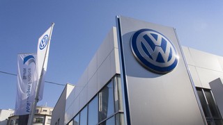 Chartanalyse der UBS zur DAX-notierten Vorzugsaktie von Volkswagen. Bild und Copyright: josefkubes / shutterstock.com.