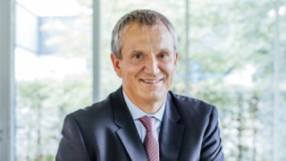 APONTIS PHARMA CEO Karlheinz Gast im Interview mit der Redaktion von 4investors. Bilder und Copyright: APONTIS PHARMA.