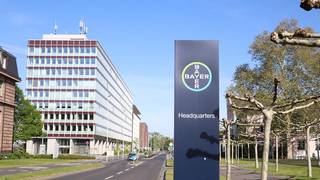 Bayer-Zentrale in Leverkusen. Der Aktie des DAX-Konzerns droht ein schweres Verkaufssignal. Bild und Copyright: Michael Barck / 4investors.