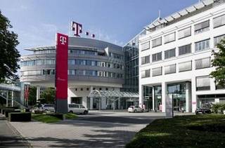 Für das laufende Jahr peilt der Telekom-Konzern weitere Rekordzahlen an. Bild und Copyright: Deutsche Telekom.