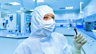 Nach dem Absturz von 30,80 Euro springt die LPKF Laser Aktie um 11 Prozent – doch an der 200-Tage-Linie hakt es. Droht der Rutsch unter 10 Euro? Bild und Copyright: LPKF Laser.