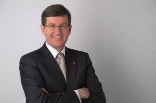 Softing-CEO Dr. Wolfgang Trier im Gespräch mit der Redaktion von www.4investors.de. Bild und Copyright: Softing.