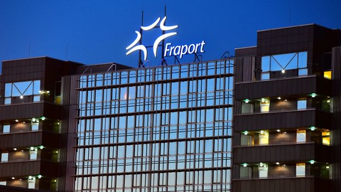Frankfurter Flughafen. Bild und Copyright: Vytautas Kielaitis / shutterstock.com.