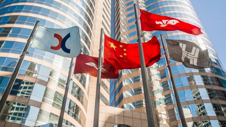  4investors-Chartcheck zur Xiaomi Aktie, im Bild die Börse in Hongkong, an der die Aktie notiert. Bild und Copyright: Kapi Ng / shutterstock.com.