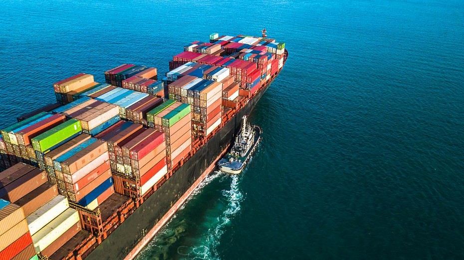  HMS Bergbau hat das Geschäft auf den Handel mit Schiffstreibstoffen und Schmierstoffen erweitert. Bild und Copyright: Avigator Fortuner / shutterstock.com.