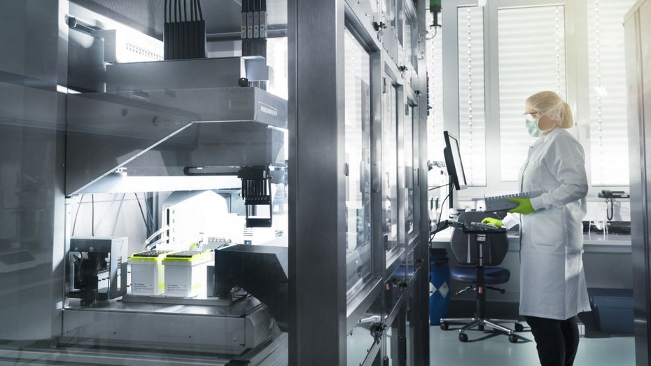  Impfstoff-Produktion beim Biotech-Unternehmen BioNTech. Bild und Copyright: BioNTech.